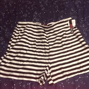 Brand new Just Fab shorts